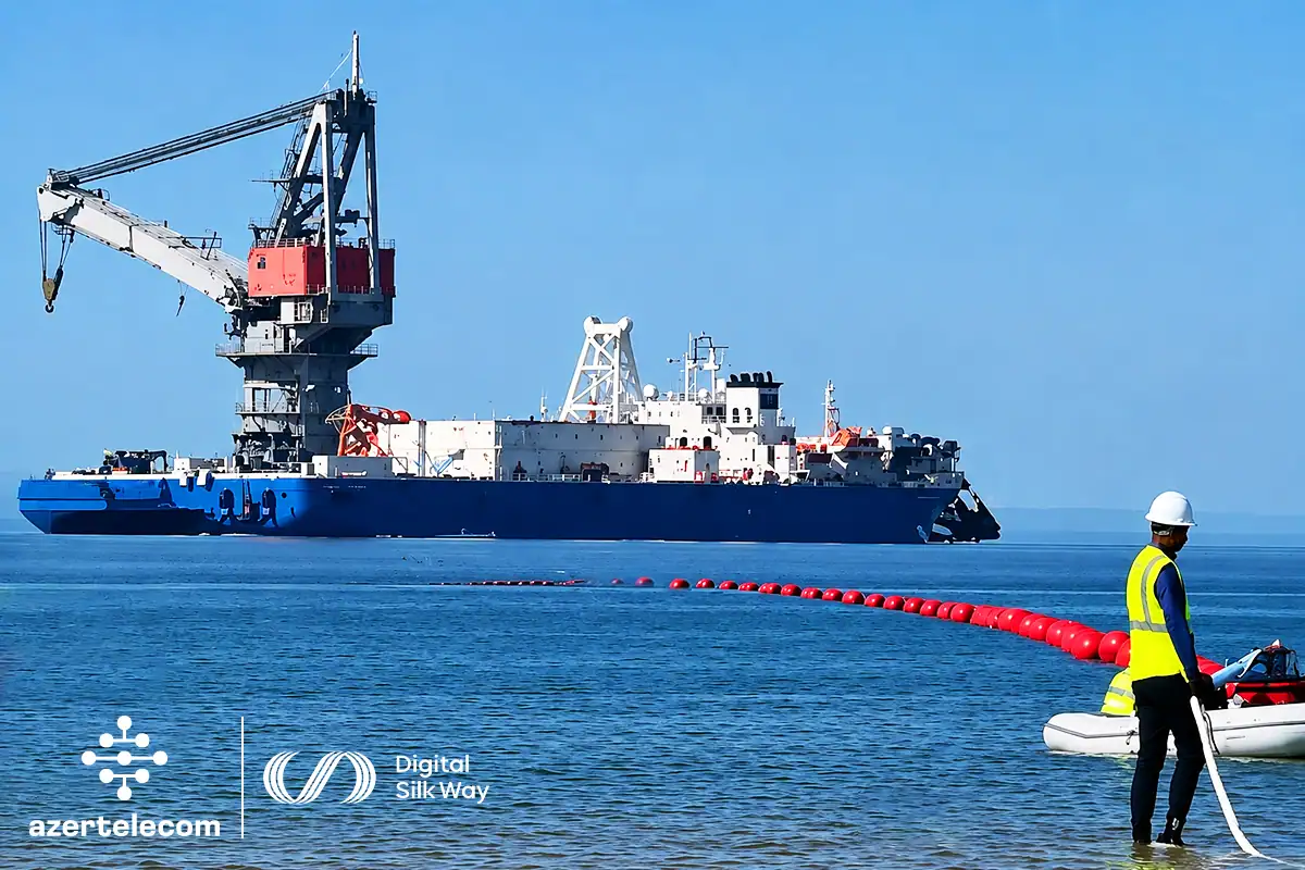 Прокладка первого подводного кабеля в Каспийском море завершена