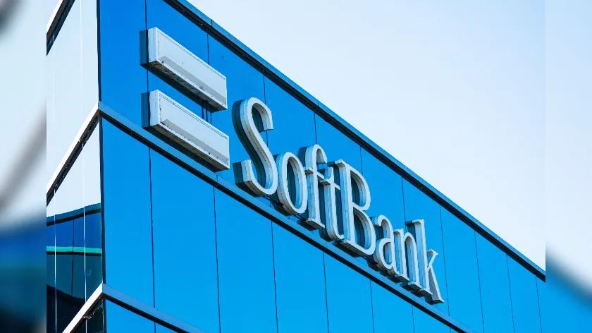 SoftBank планирует привлечь до $100 млрд у инвесторов Персидского залива для ИИ-инвестиций
